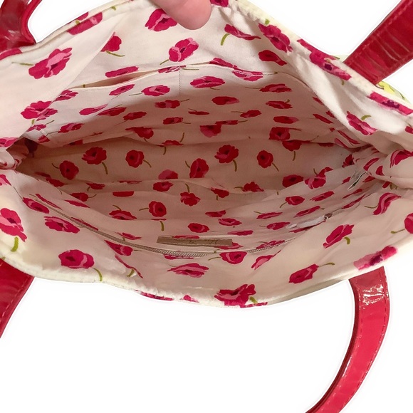 🌸🌺NWOT VERA BRADLEY Floral Ruffle Bag - Picture 7 of 8